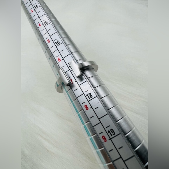 Tiffany T Square Ring - Picture 3 of 5